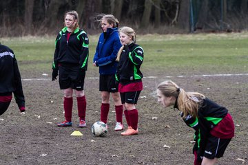 Bild 13 - B-Juniorinnen MTSV Olympia Neumnster - TSV Klausdorf : Ergebnis 4:0 (Abbruch)